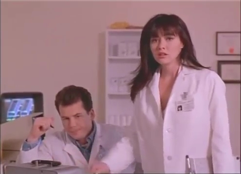 Charmed-Online-dot-nl_AlmostDead0970.jpg Charmed-Online-dot-nl_AlmostDead0970.jpg