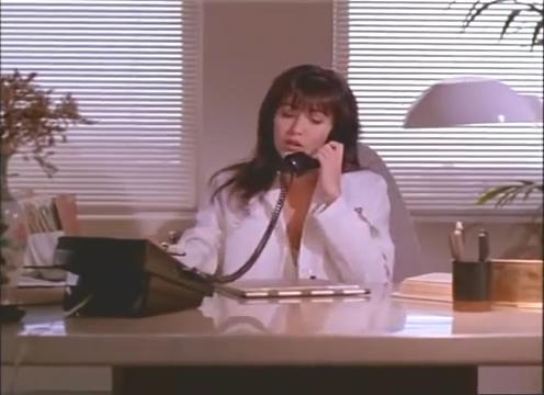 Charmed-Online-dot-nl_AlmostDead1032.jpg Charmed-Online-dot-nl_AlmostDead1032.jpg