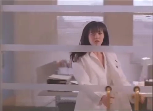 Charmed-Online-dot-nl_AlmostDead1224.jpg Charmed-Online-dot-nl_AlmostDead1224.jpg