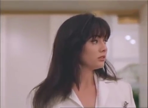 Charmed-Online-dot-nl_AlmostDead1295.jpg Charmed-Online-dot-nl_AlmostDead1295.jpg