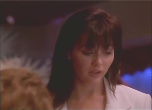 Charmed-Online-dot-nl_AlmostDead1368.jpg Charmed-Online-dot-nl_AlmostDead1368.jpg