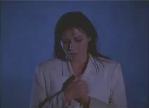 Charmed-Online-dot-nl_AlmostDead1600.jpg Charmed-Online-dot-nl_AlmostDead1600.jpg