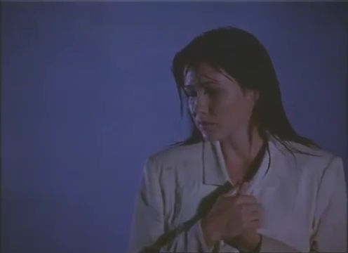 Charmed-Online-dot-nl_AlmostDead1611.jpg Charmed-Online-dot-nl_AlmostDead1611.jpg