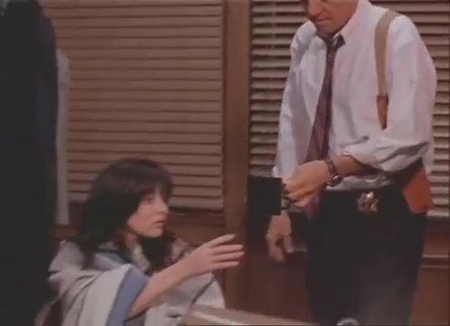 Charmed-Online-dot-nl_AlmostDead1779.jpg Charmed-Online-dot-nl_AlmostDead1779.jpg