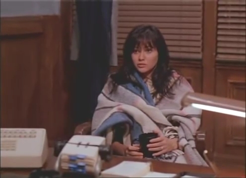 Charmed-Online-dot-nl_AlmostDead1799.jpg Charmed-Online-dot-nl_AlmostDead1799.jpg