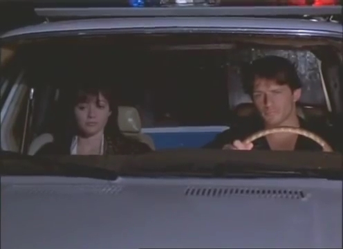 Charmed-Online-dot-nl_AlmostDead1906.jpg Charmed-Online-dot-nl_AlmostDead1906.jpg