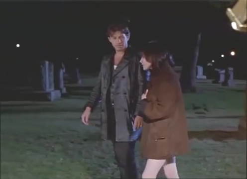 Charmed-Online-dot-nl_AlmostDead2101.jpg Charmed-Online-dot-nl_AlmostDead2101.jpg