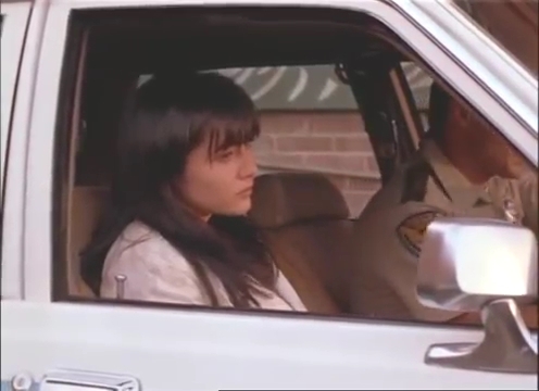 Charmed-Online-dot-nl_AlmostDead2933.jpg Charmed-Online-dot-nl_AlmostDead2933.jpg