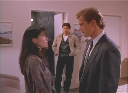 Charmed-Online-dot-nl_AlmostDead3515.jpg Charmed-Online-dot-nl_AlmostDead3515.jpg