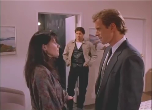 Charmed-Online-dot-nl_AlmostDead3518.jpg Charmed-Online-dot-nl_AlmostDead3518.jpg