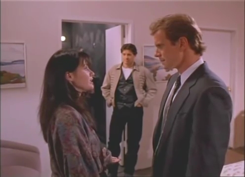 Charmed-Online-dot-nl_AlmostDead3519.jpg Charmed-Online-dot-nl_AlmostDead3519.jpg