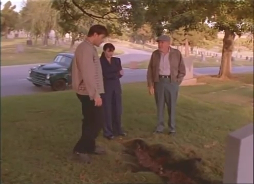 Charmed-Online-dot-nl_AlmostDead3725.jpg Charmed-Online-dot-nl_AlmostDead3725.jpg