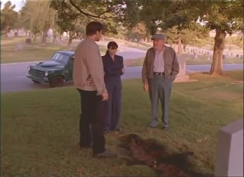 Charmed-Online-dot-nl_AlmostDead3727.jpg Charmed-Online-dot-nl_AlmostDead3727.jpg