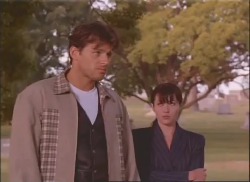 Charmed-Online-dot-nl_AlmostDead3733.jpg Charmed-Online-dot-nl_AlmostDead3733.jpg