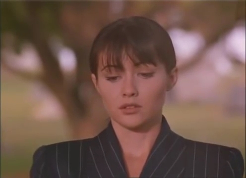 Charmed-Online-dot-nl_AlmostDead3750.jpg Charmed-Online-dot-nl_AlmostDead3750.jpg