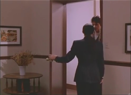 Charmed-Online-dot-nl_AlmostDead4108.jpg Charmed-Online-dot-nl_AlmostDead4108.jpg