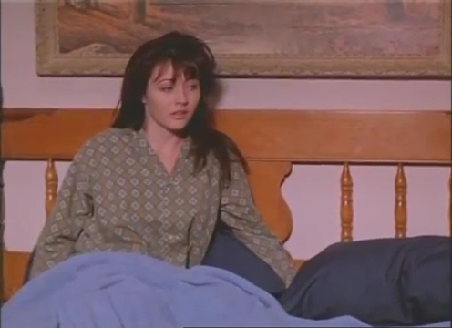 Charmed-Online-dot-nl_AlmostDead4598.jpg Charmed-Online-dot-nl_AlmostDead4598.jpg