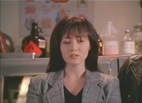 Charmed-Online-dot-nl_AlmostDead5215.jpg Charmed-Online-dot-nl_AlmostDead5215.jpg