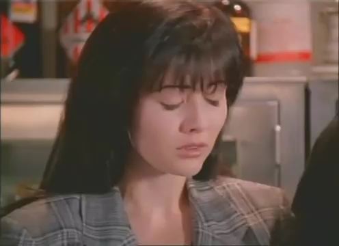 Charmed-Online-dot-nl_AlmostDead5309.jpg Charmed-Online-dot-nl_AlmostDead5309.jpg