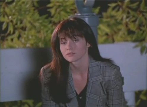 Charmed-Online-dot-nl_AlmostDead5401.jpg Charmed-Online-dot-nl_AlmostDead5401.jpg