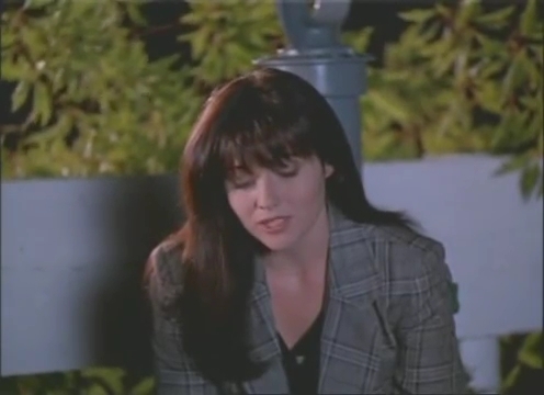 Charmed-Online-dot-nl_AlmostDead5426.jpg Charmed-Online-dot-nl_AlmostDead5426.jpg