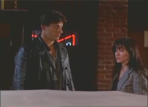 Charmed-Online-dot-nl_AlmostDead6586.jpg Charmed-Online-dot-nl_AlmostDead6586.jpg