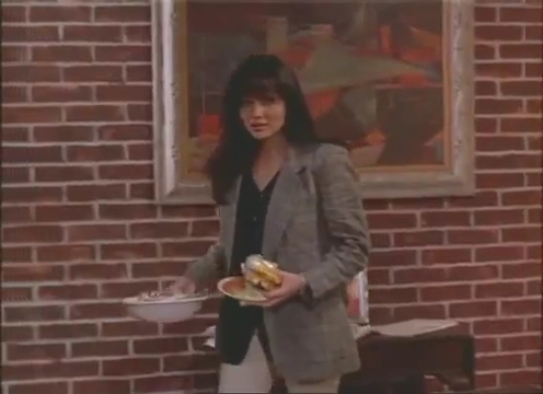 Charmed-Online-dot-nl_AlmostDead6973.jpg Charmed-Online-dot-nl_AlmostDead6973.jpg