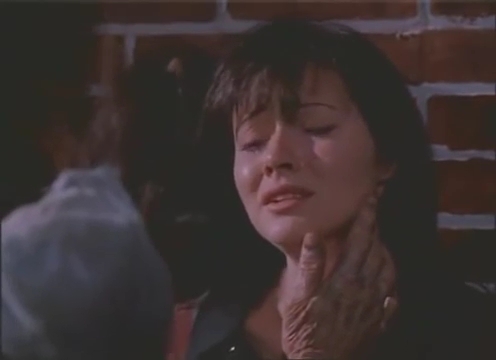 Charmed-Online-dot-nl_AlmostDead7843.jpg Charmed-Online-dot-nl_AlmostDead7843.jpg