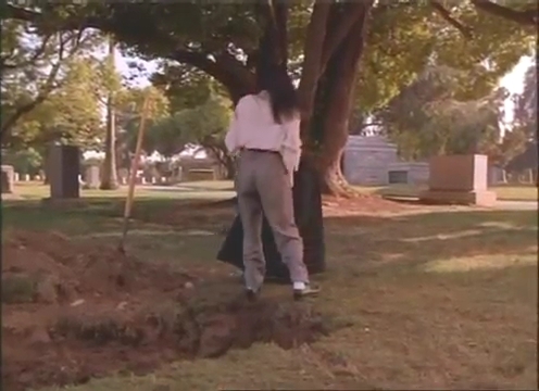 Charmed-Online-dot-nl_AlmostDead8796.jpg Charmed-Online-dot-nl_AlmostDead8796.jpg