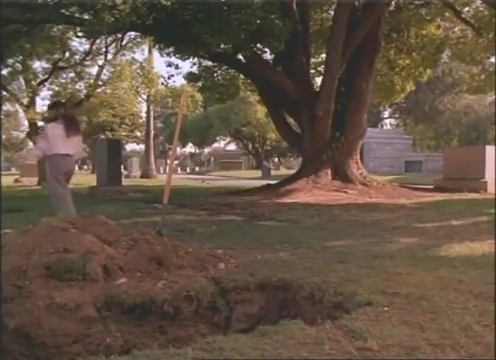 Charmed-Online-dot-nl_AlmostDead8871.jpg Charmed-Online-dot-nl_AlmostDead8871.jpg