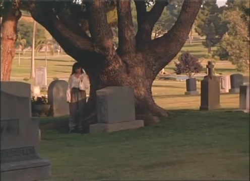 Charmed-Online-dot-nl_AlmostDead8899.jpg Charmed-Online-dot-nl_AlmostDead8899.jpg