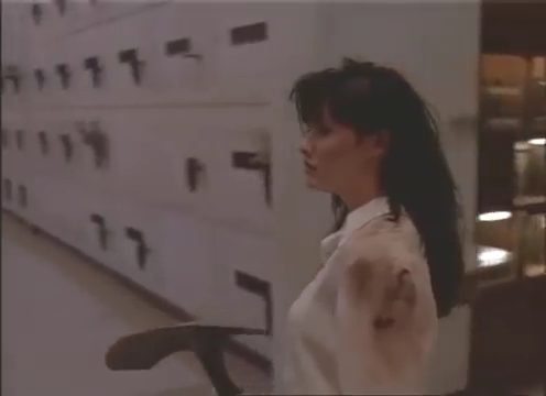 Charmed-Online-dot-nl_AlmostDead8977.jpg Charmed-Online-dot-nl_AlmostDead8977.jpg