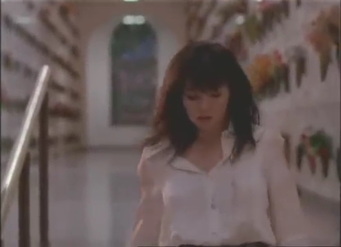 Charmed-Online-dot-nl_AlmostDead9030.jpg Charmed-Online-dot-nl_AlmostDead9030.jpg