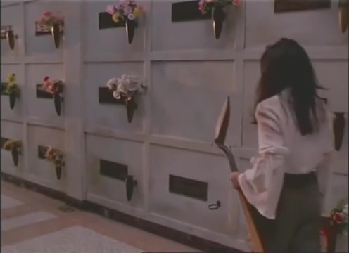 Charmed-Online-dot-nl_AlmostDead9046.jpg Charmed-Online-dot-nl_AlmostDead9046.jpg