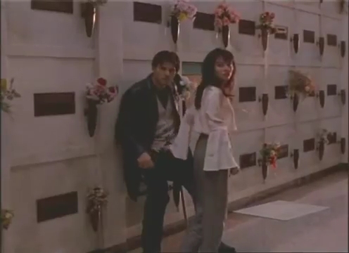 Charmed-Online-dot-nl_AlmostDead9173.jpg Charmed-Online-dot-nl_AlmostDead9173.jpg