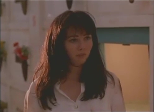 Charmed-Online-dot-nl_AlmostDead9207.jpg Charmed-Online-dot-nl_AlmostDead9207.jpg