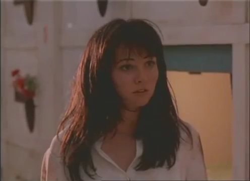 Charmed-Online-dot-nl_AlmostDead9215.jpg Charmed-Online-dot-nl_AlmostDead9215.jpg