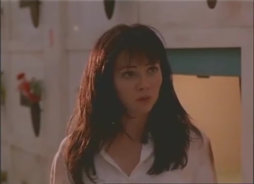 Charmed-Online-dot-nl_AlmostDead9229.jpg Charmed-Online-dot-nl_AlmostDead9229.jpg