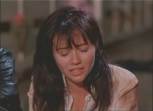 Charmed-Online-dot-nl_AlmostDead9409.jpg Charmed-Online-dot-nl_AlmostDead9409.jpg