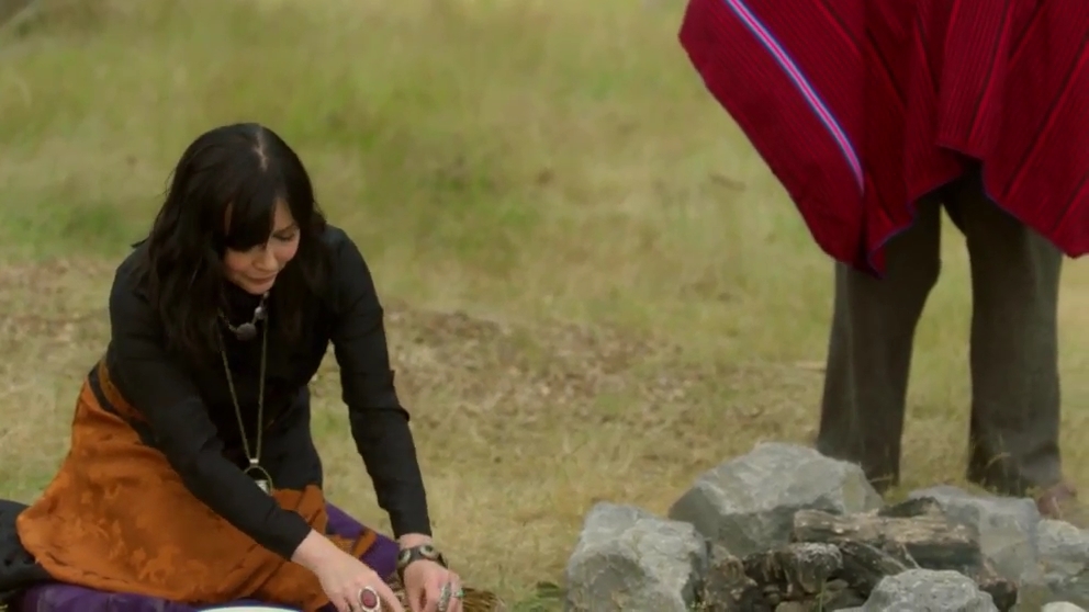 charmed-online-dot-nl_BH90210-1x03-01819.jpg