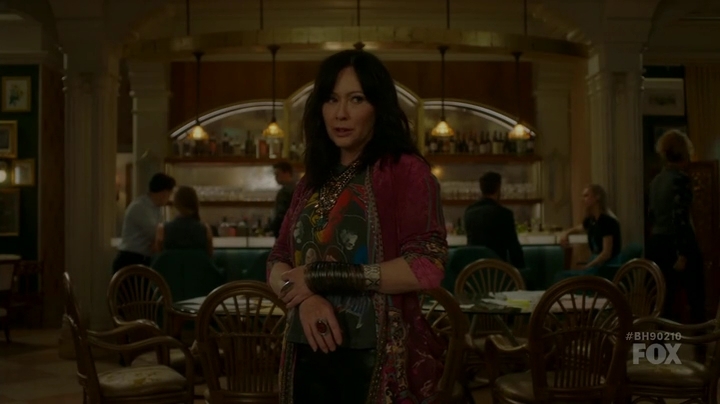 Charmed-Online-dot-nl_BH90210-1x04-02263.jpg