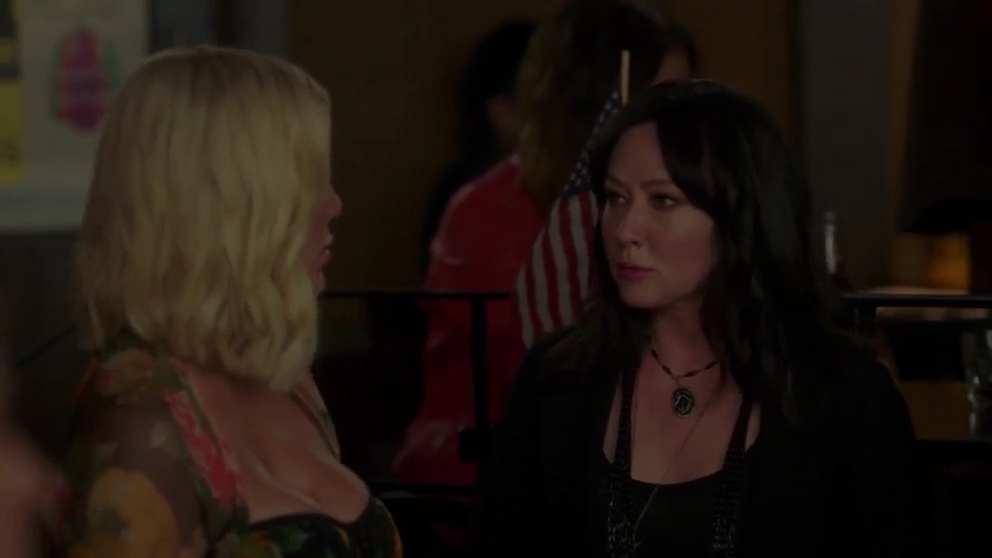 Charmed-Online-dot-nl_BH90210-1x05-00574.jpg