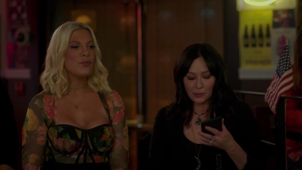 Charmed-Online-dot-nl_BH90210-1x05-00616.jpg
