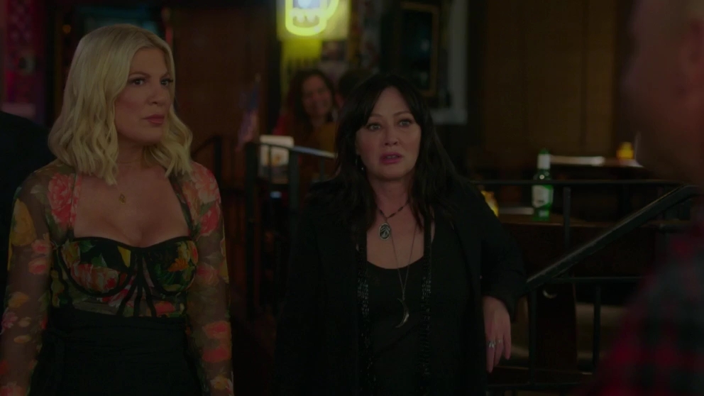 Charmed-Online-dot-nl_BH90210-1x05-00676.jpg