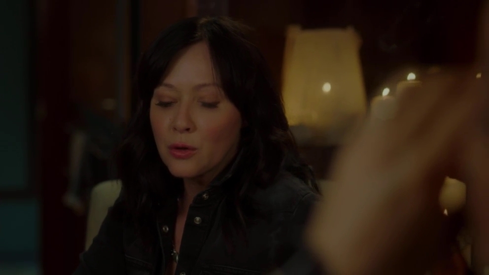 Charmed-Online-dot-nl_BH90210-1x05-00945.jpg