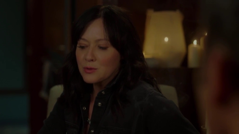 Charmed-Online-dot-nl_BH90210-1x05-00947.jpg