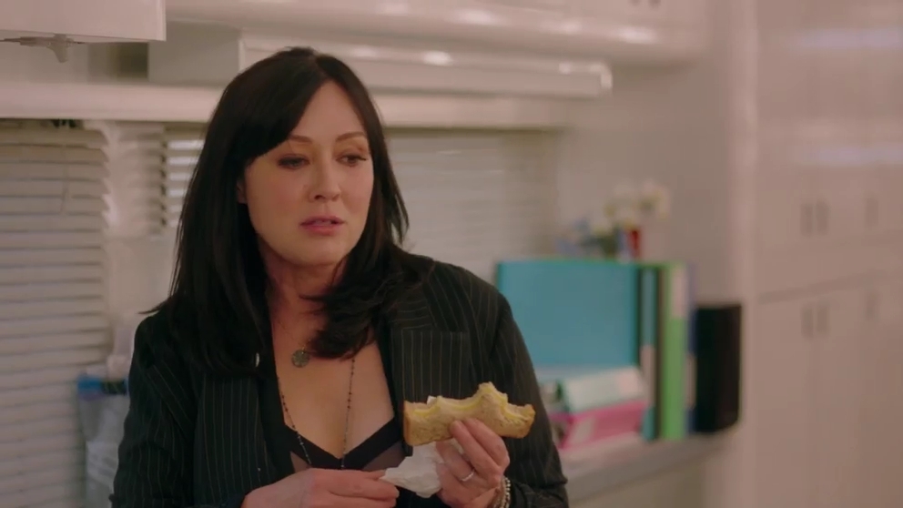 Charmed-Online-dot-nl_BH90210-1x05-01071.jpg Charmed-Online-dot-nl_BH90210-1x05-01071.jpg