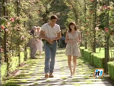 Charmed-Online-dot_nl-BeverlyHills90210-3x05-3607.jpg Charmed-Online-dot_nl-BeverlyHills90210-3x05-3607.jpg