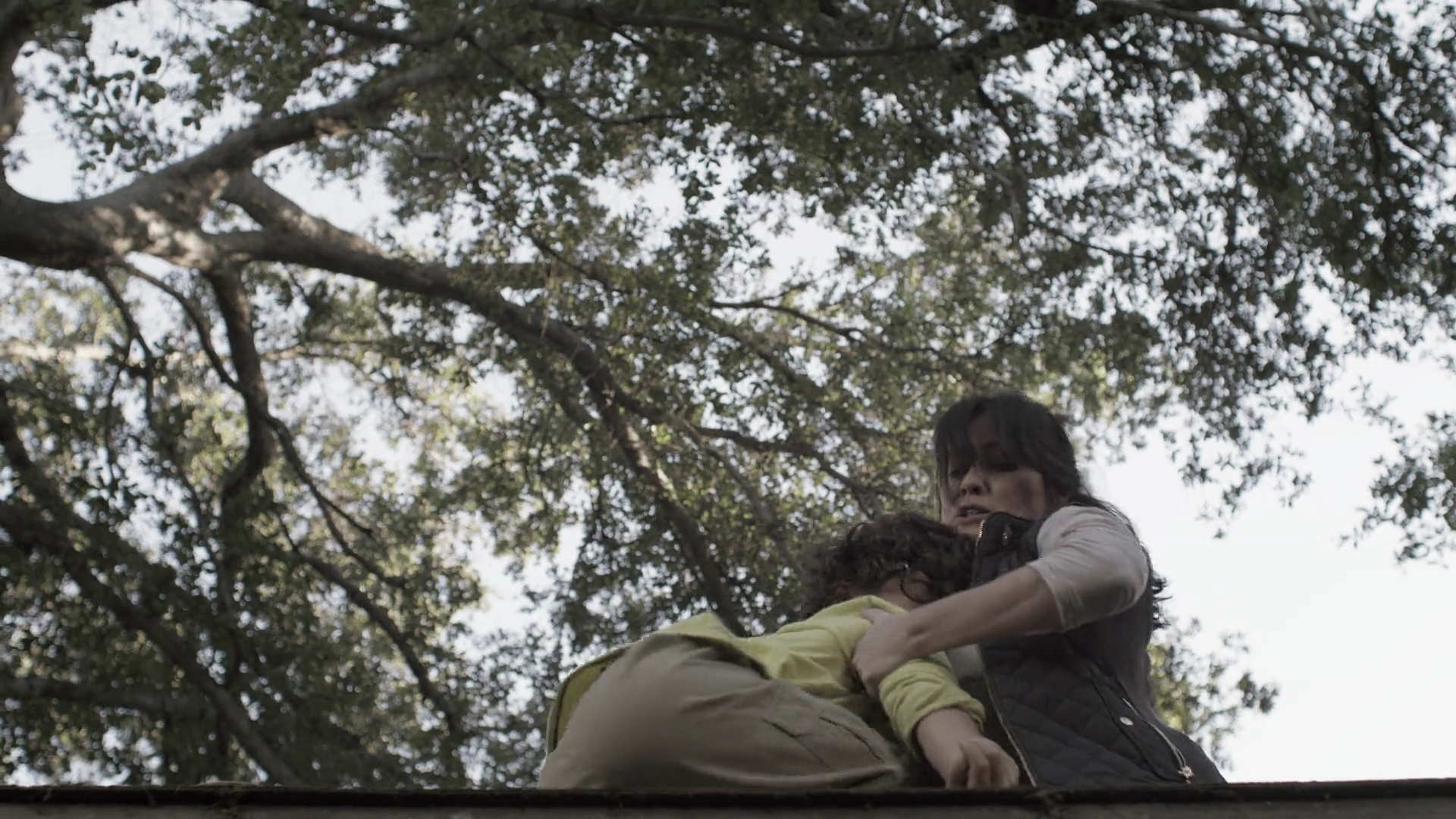 Charmed-Online-dot-net_BloodLakeAttackoftheKillerLampreys4125.jpg Charmed-Online-dot-net_BloodLakeAttackoftheKillerLampreys4125.jpg