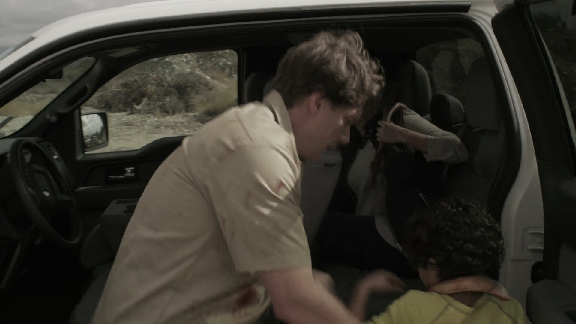 Charmed-Online-dot-net_BloodLakeAttackoftheKillerLampreys4308.jpg Charmed-Online-dot-net_BloodLakeAttackoftheKillerLampreys4308.jpg